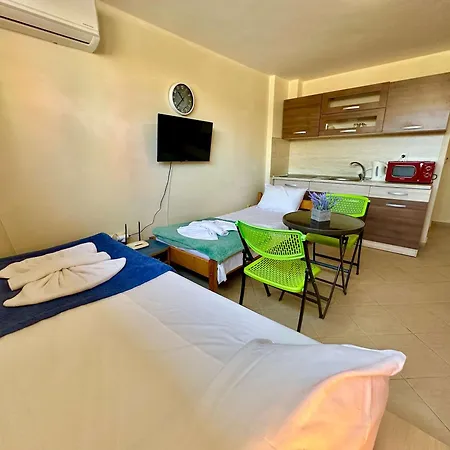 Comfortable In Summer Breeze Apartman *